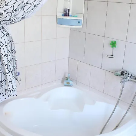 Апартаменты Davanti Al Mare Эпаноми